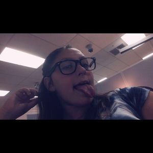 Meet your Posher, Justeen